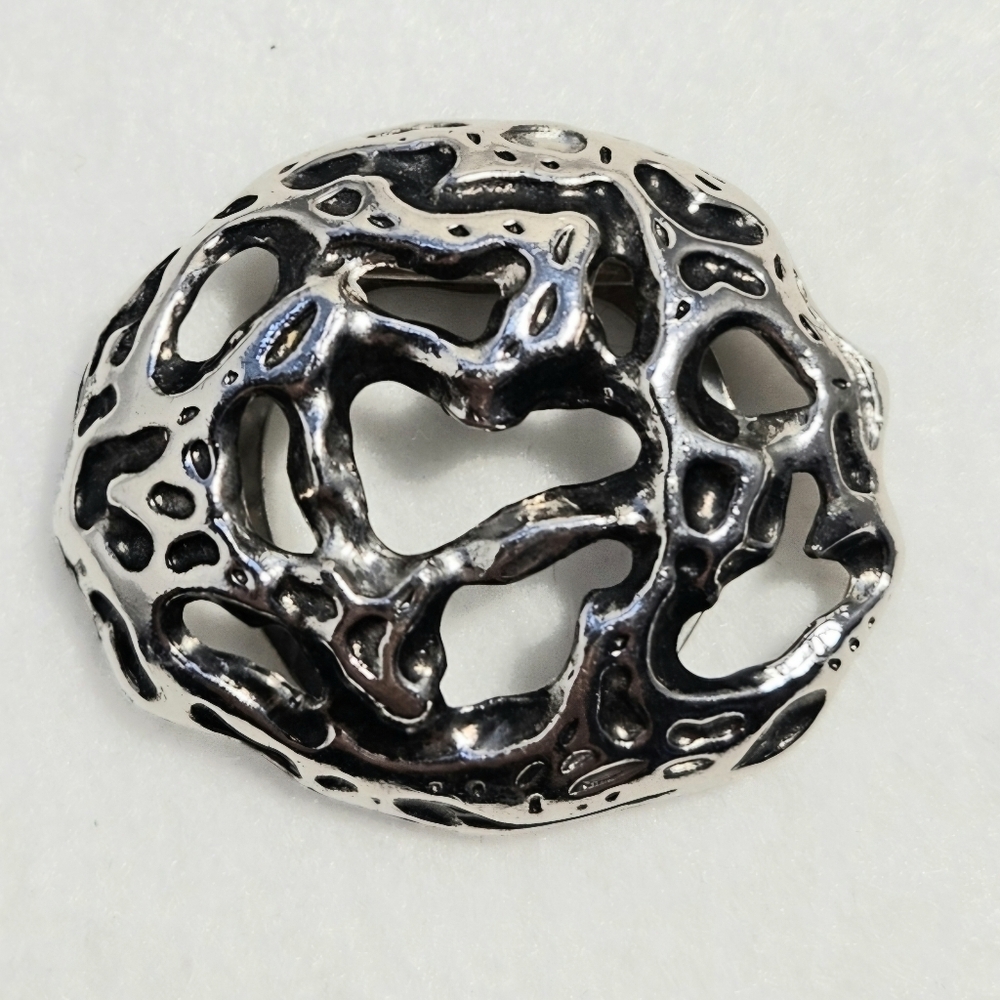 Vintage Signed Lieba USA Modernist Abstract Silver-Tone Scarf Clip